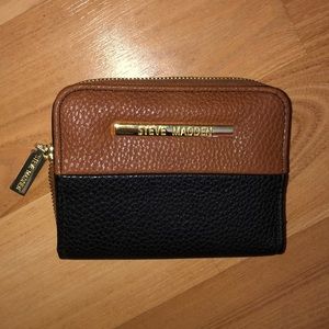 Steve Madden Black and Brown Wallet